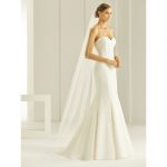 Sluier 062S van soft tule met kralenrand, 200 cm lang